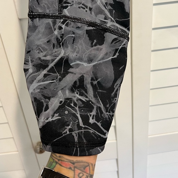 Cropped workout pants - Picture 3 of 4